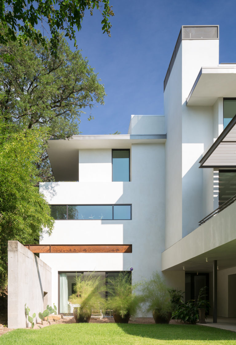 Leonid_Furmansky_170620_8480-Edit-768x1125